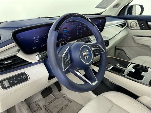Certified 2025 Buick Enclave Avenir w/ Super Cruise Package image 36