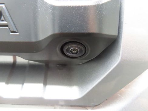 Used 2025 Toyota Tundra SR5 w/ SR5 Convenience Package AWD/4WD image 36