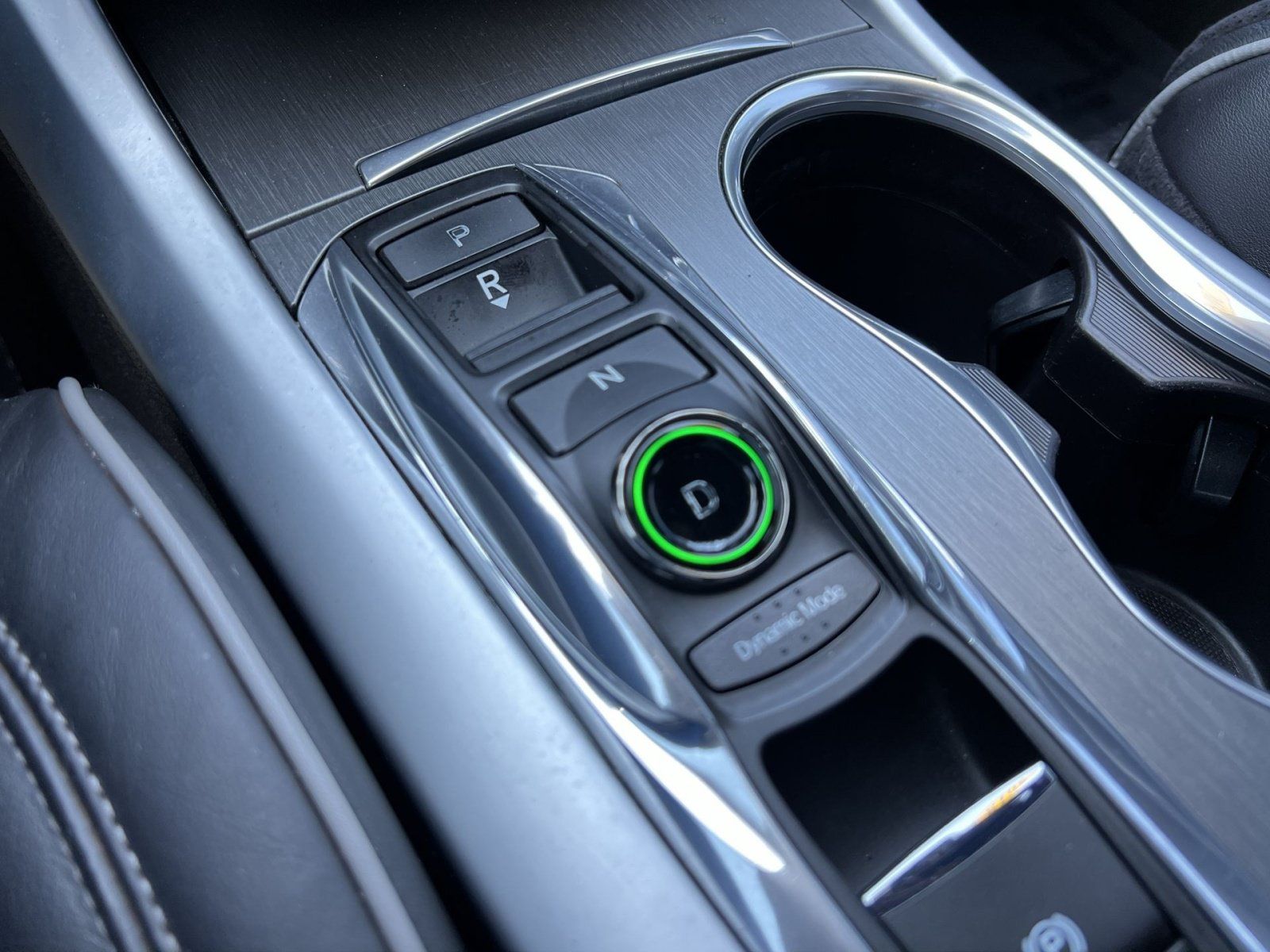 Certified 2018 Acura TLX w/ Technology & A-SPEC Package FWD image 19