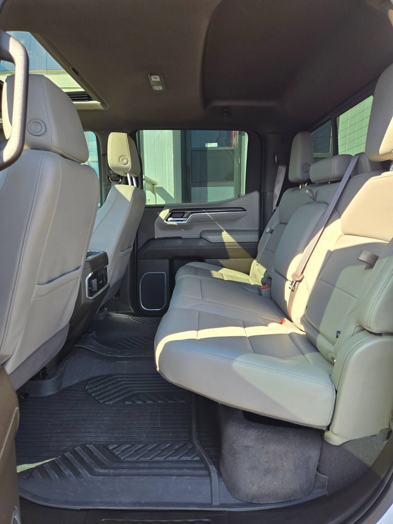 Used 2023 Chevrolet Silverado 1500 LTZ w/ LTZ Premium Texas Edition AWD/4WD image 12