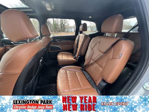 Used 2023 Kia Telluride SX Prestige X-Line image 13