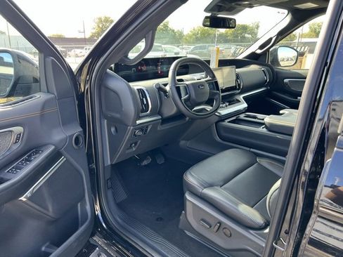 New 2025 Ford Expedition Tremor image 9