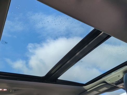 Used 2017 Ford F250 Lariat w/ Lariat Ultimate Package image 22