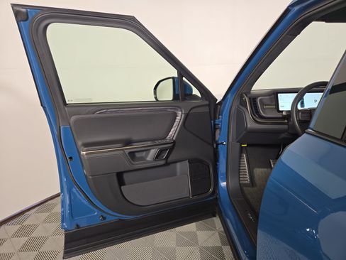 Used 2022 Rivian R1T Launch Edition AWD/4WD image 16