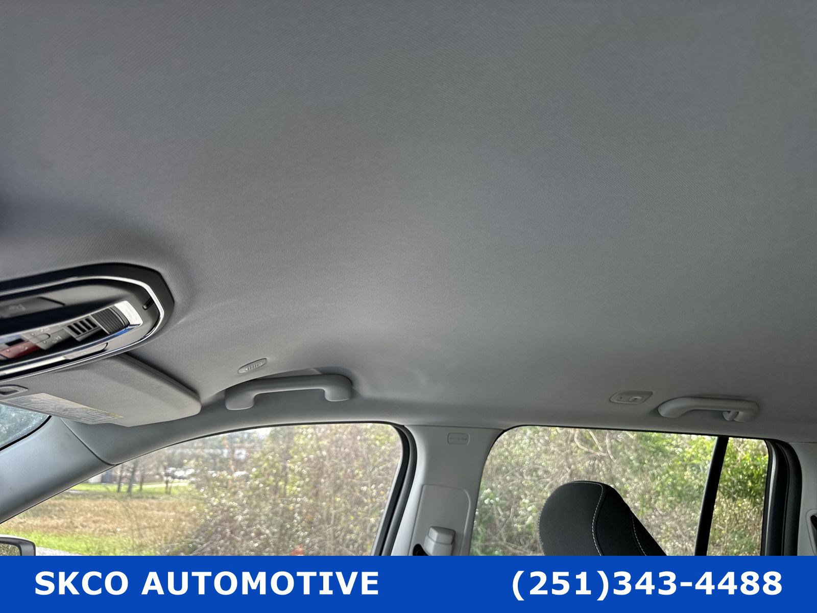 Used 2022 Jeep Grand Cherokee Laredo AWD/4WD image 26