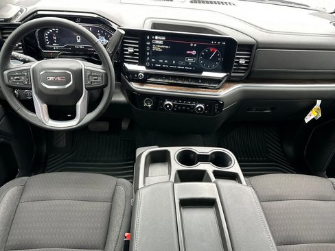 Used 2023 GMC Sierra 1500 Elevation image 16