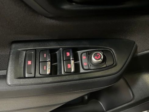Used 2025 Subaru Forester Premium AWD/4WD image 46