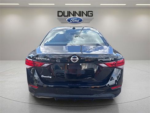 Used 2022 Nissan Sentra SV w/ Trunk Package image 3