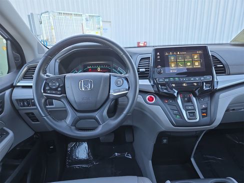 Used 2018 Honda Odyssey EX-L image 13