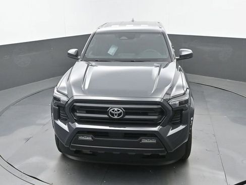 Used 2026 Toyota Tacoma SR5 RWD image 28