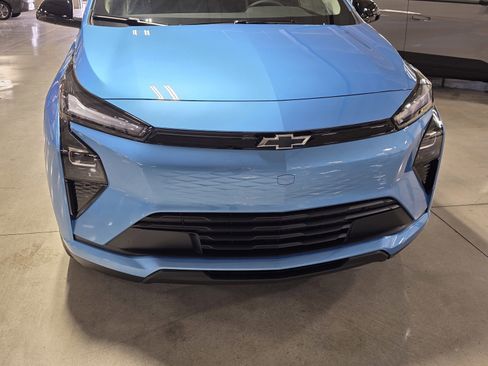 New 2027 Chevrolet Bolt LT image 9