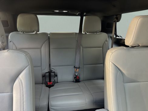 Used 2023 Chevrolet Tahoe LT w/ LT Signature Package AWD/4WD image 32