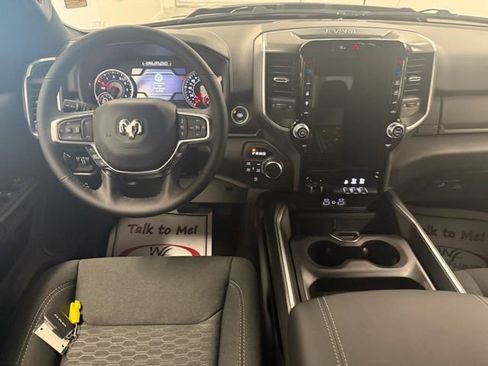 New 2026 RAM 1500 Big Horn AWD/4WD image 17