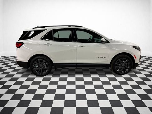 Certified 2022 Chevrolet Equinox RS image 2