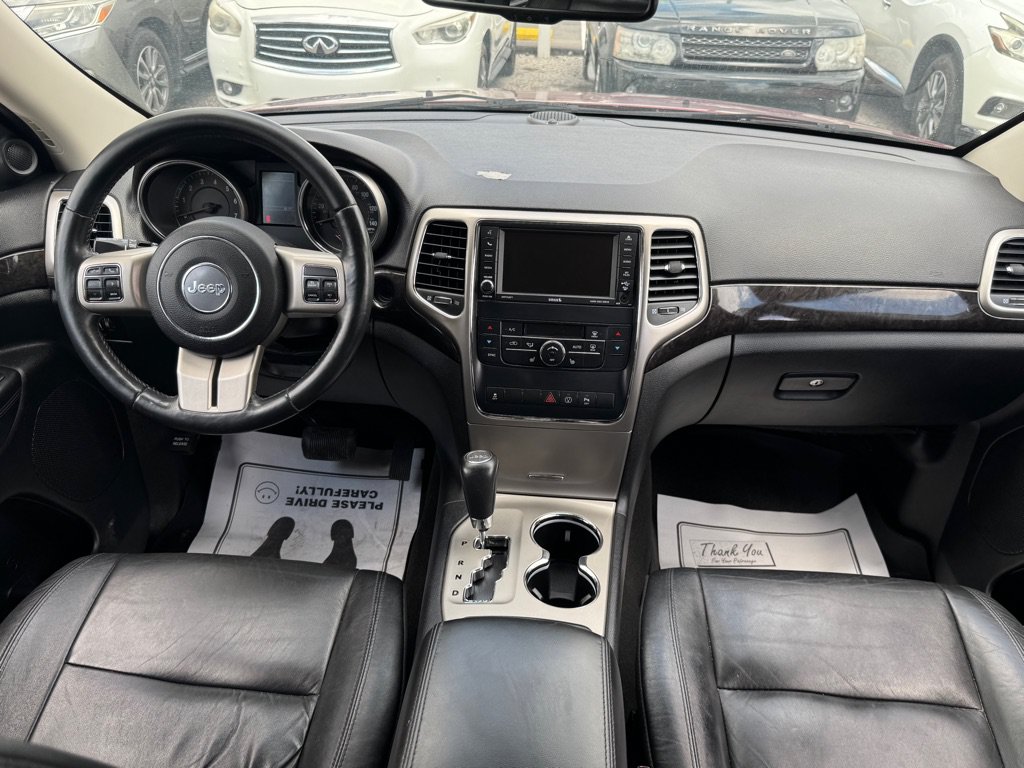 Used 2013 Jeep Grand Cherokee Laredo RWD image 10