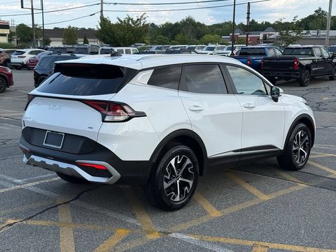 Used 2023 Kia Sportage EX AWD/4WD image 6