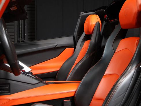 Used 2014 Lamborghini Aventador LP 700-4 image 21