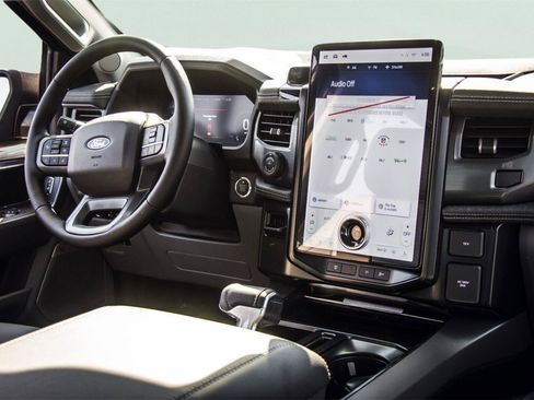Certified 2025 Ford F150 Lightning Flash AWD/4WD image 5