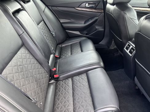 Used 2017 Nissan Maxima Platinum FWD image 12