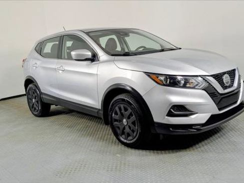 Used 2020 Nissan Rogue Sport S FWD image 9
