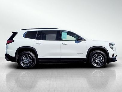 Used 2025 GMC Acadia Elevation