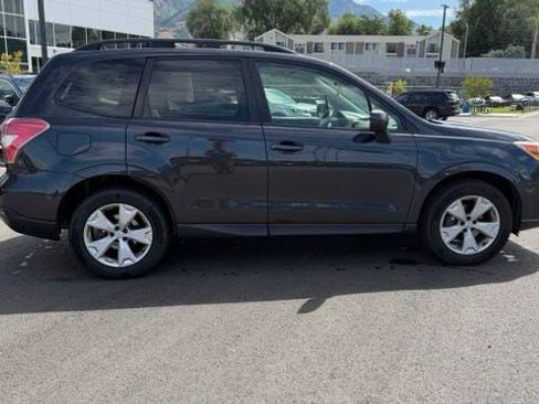 Used 2015 Subaru Forester 2.5i Premium w/ All-Weather Package AWD/4WD image 2