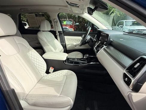 Used 2022 Kia Sorento SX FWD image 38