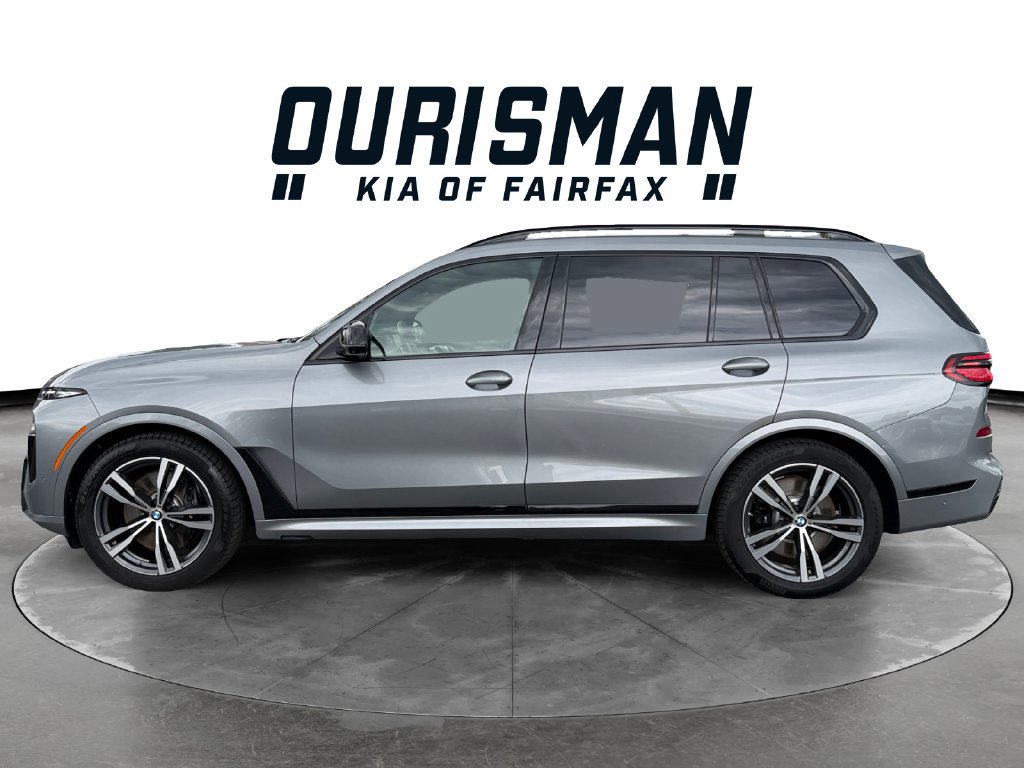 Used 2024 BMW X7 M60i w/ Executive Package AWD/4WD image 3