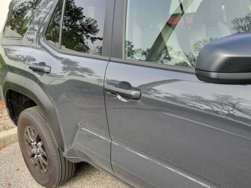 Used 2025 Toyota 4Runner SR5 image 14