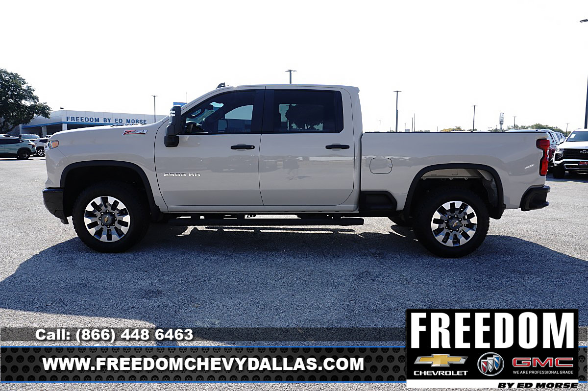 New 2026 Chevrolet Silverado 2500 Custom w/ Custom Value Package AWD/4WD image 4
