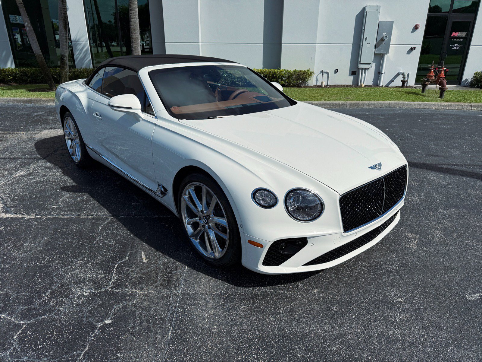 Used 2024 Bentley Continental GT V8 AWD/4WD image 8