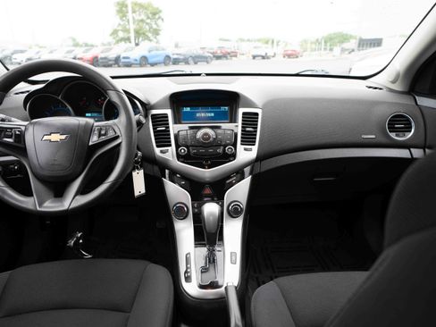 Used 2016 Chevrolet Cruze LT FWD image 20