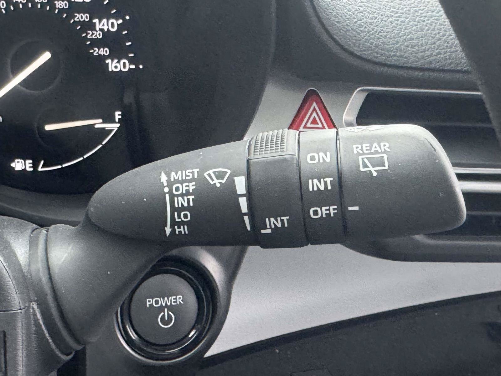 Used 2026 Toyota Sienna LE FWD image 24