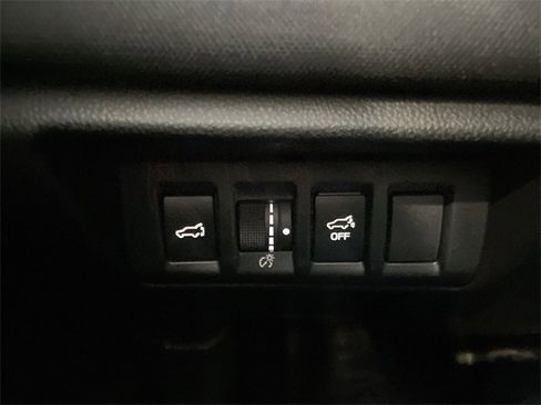 Certified 2025 Subaru Outback Premium image 24