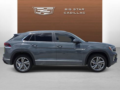 Used 2024 Volkswagen Atlas Cross Sport SEL R-Line AWD/4WD image 6