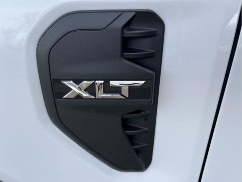Used 2025 Ford Ranger XLT w/ FX4 Off-Road Package image 9