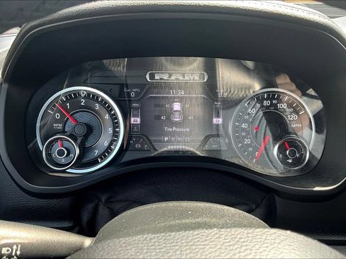Used 2019 RAM 1500 Laramie AWD/4WD image 22