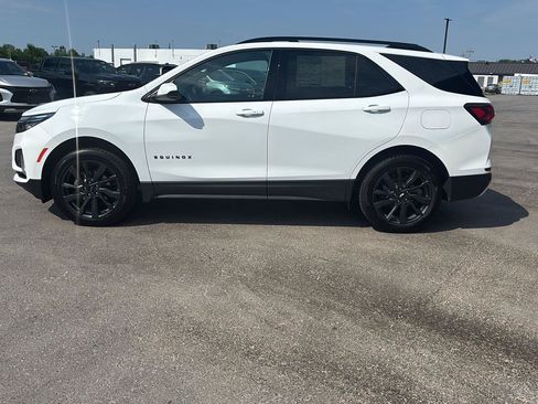 Used 2023 Chevrolet Equinox RS AWD/4WD image 8