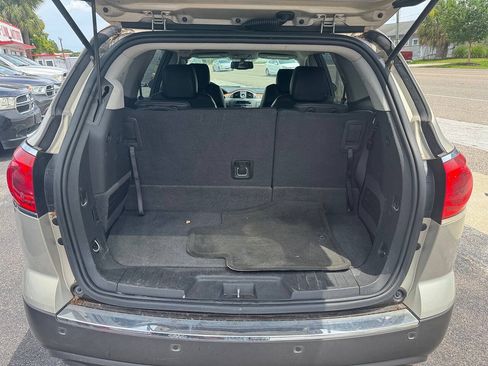 Used 2012 Buick Enclave Leather AWD/4WD image 10