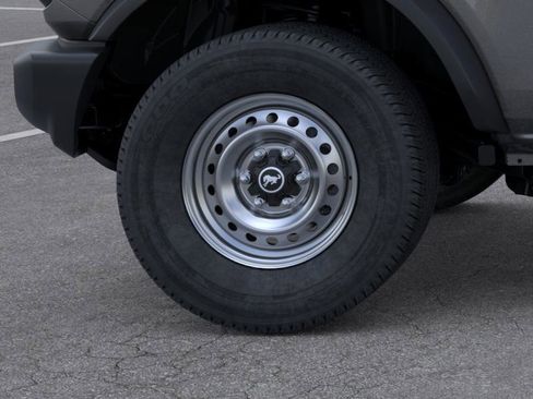 New 2025 Ford Bronco 4-Door image 21