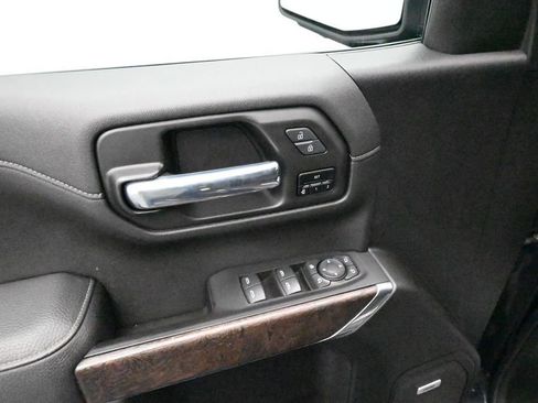 Used 2020 GMC Sierra 1500 Denali w/ Denali Ultimate Package AWD/4WD image 9