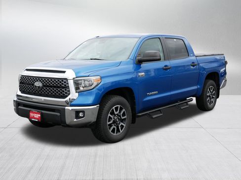 Used 2018 Toyota Tundra SR5 w/ TRD Off Road Package image 3