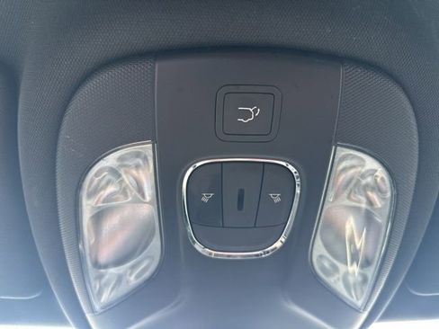 Used 2021 Jeep Compass 80th Special Edition image 24