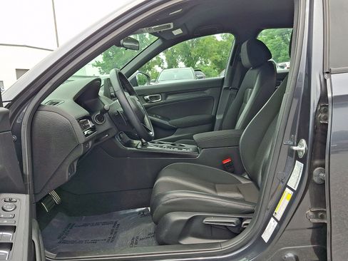 Used 2024 Honda Civic Sport image 13