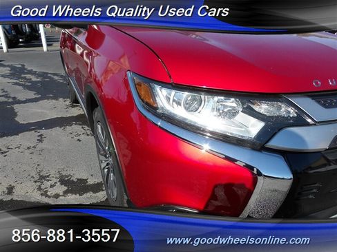 Used 2020 Mitsubishi Outlander ES image 10