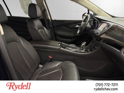 Used 2020 Buick Envision Essence AWD/4WD image 16