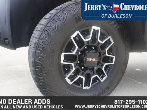 Used 2026 GMC Sierra 2500 AT4X AWD/4WD image 11