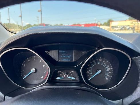 Used 2012 Ford Focus SE FWD image 14