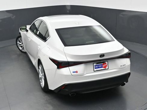 Used 2023 Lexus IS 300 w/ Comfort Package RWD image 31