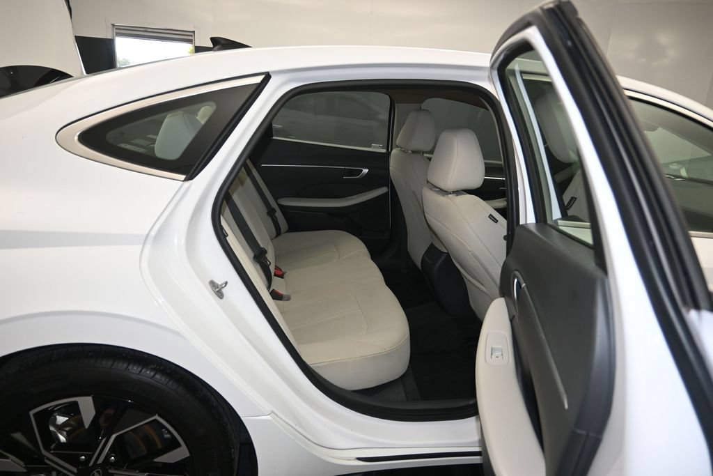 Used 2025 Hyundai Sonata SEL FWD image 26